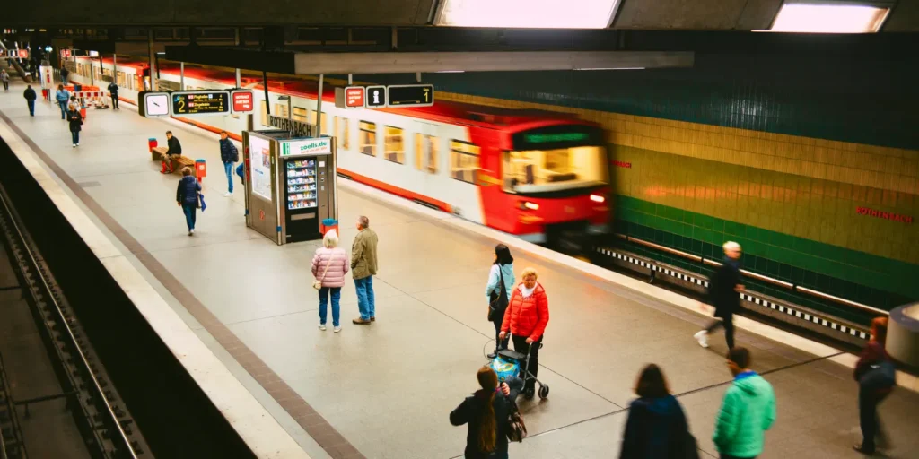 ADSYS akıllı şehir çözümleri ile metro, durak, istasyon ve yolcu akışı izleme
