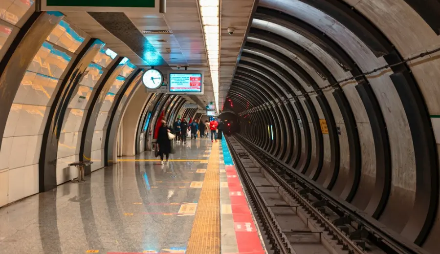 ADSYS ulaşım altyapıları için metro istasyonu, tünel ve kapalı alan mobil kapsama çözümü