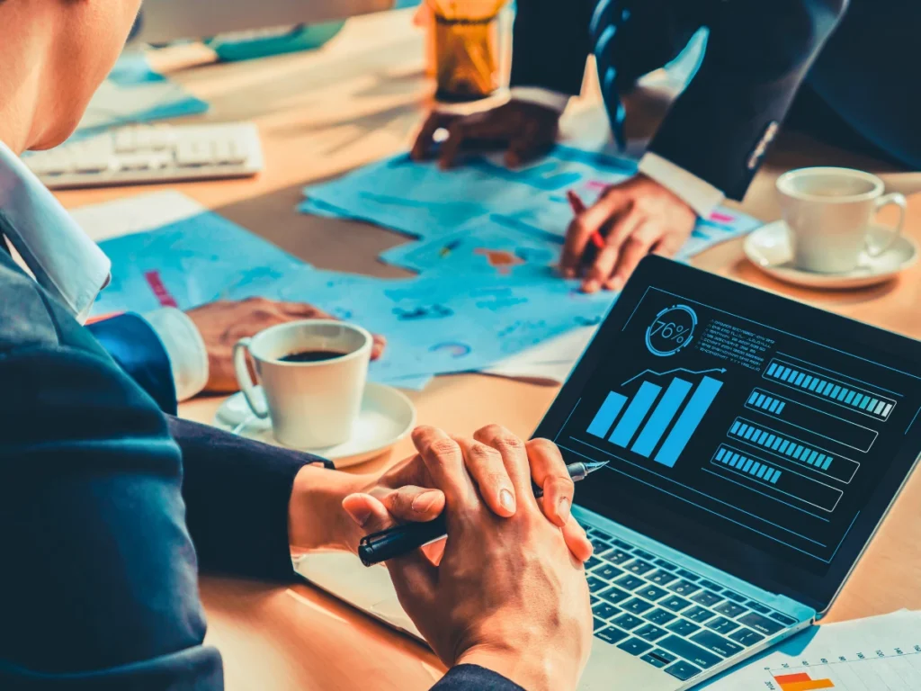ADSYS uygulama geliştirme ve yazılım bakım hizmetleri için dashboard tabanlı izleme ekranı